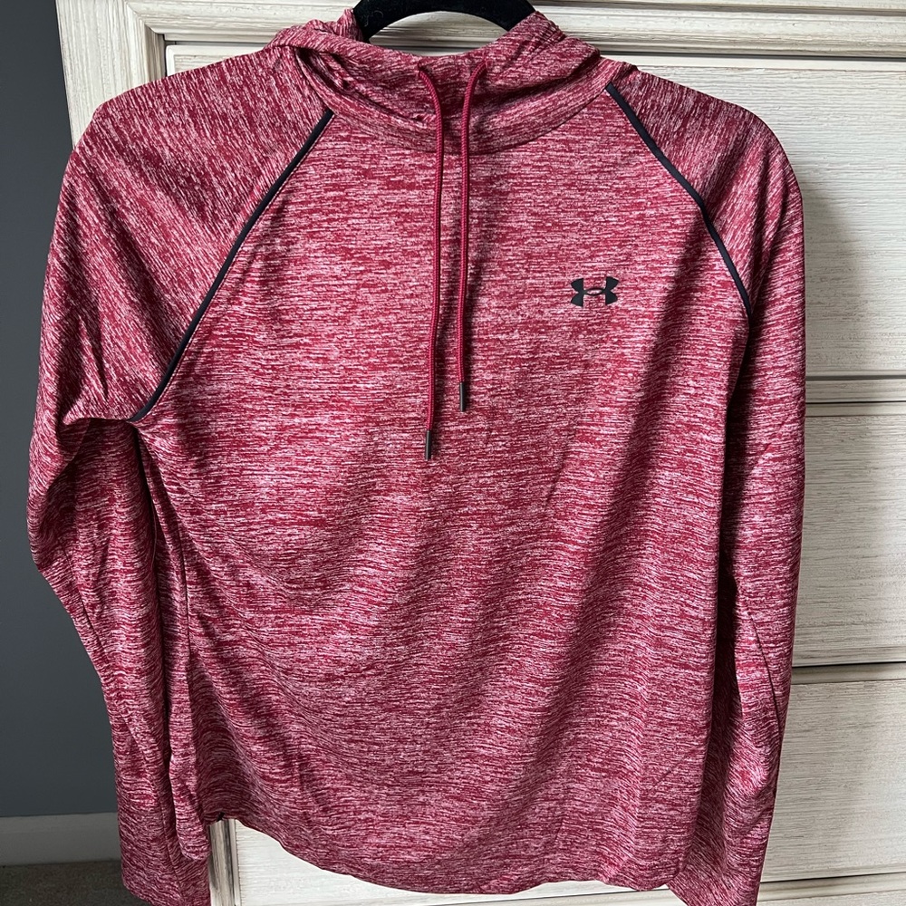Under Armour Athletic Top ❤️